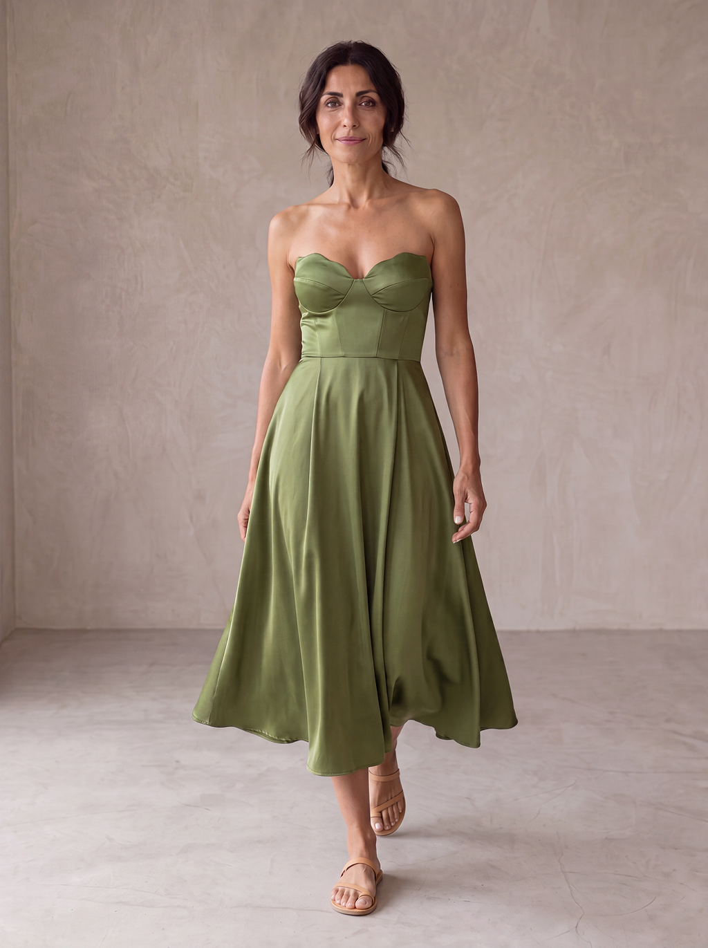 Liora | Abito Midi Elegante Senza Spalline