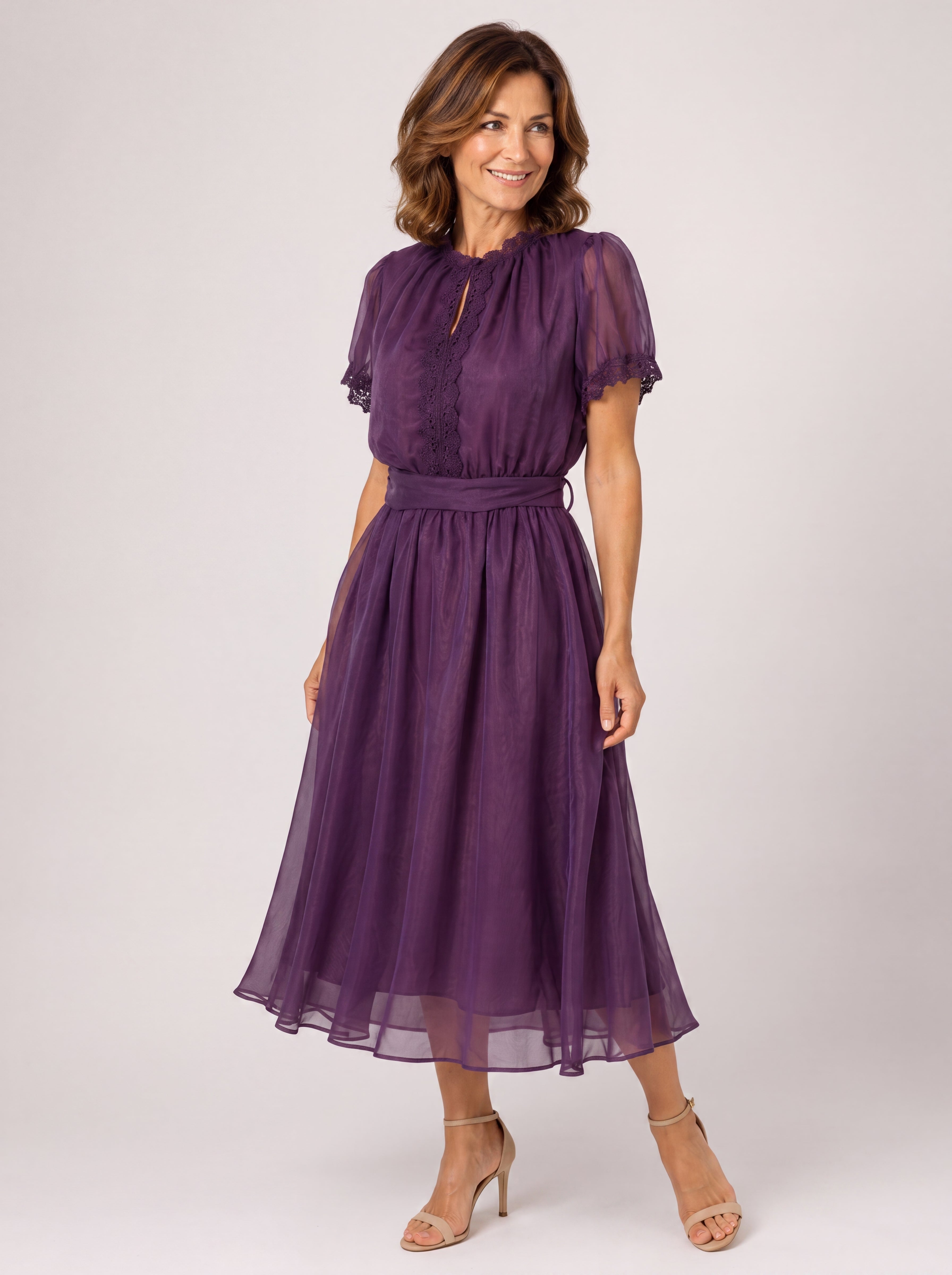 Flavia | Maxi Abito con Scollo a Goccia e Bordo in Pizzo Chiffon