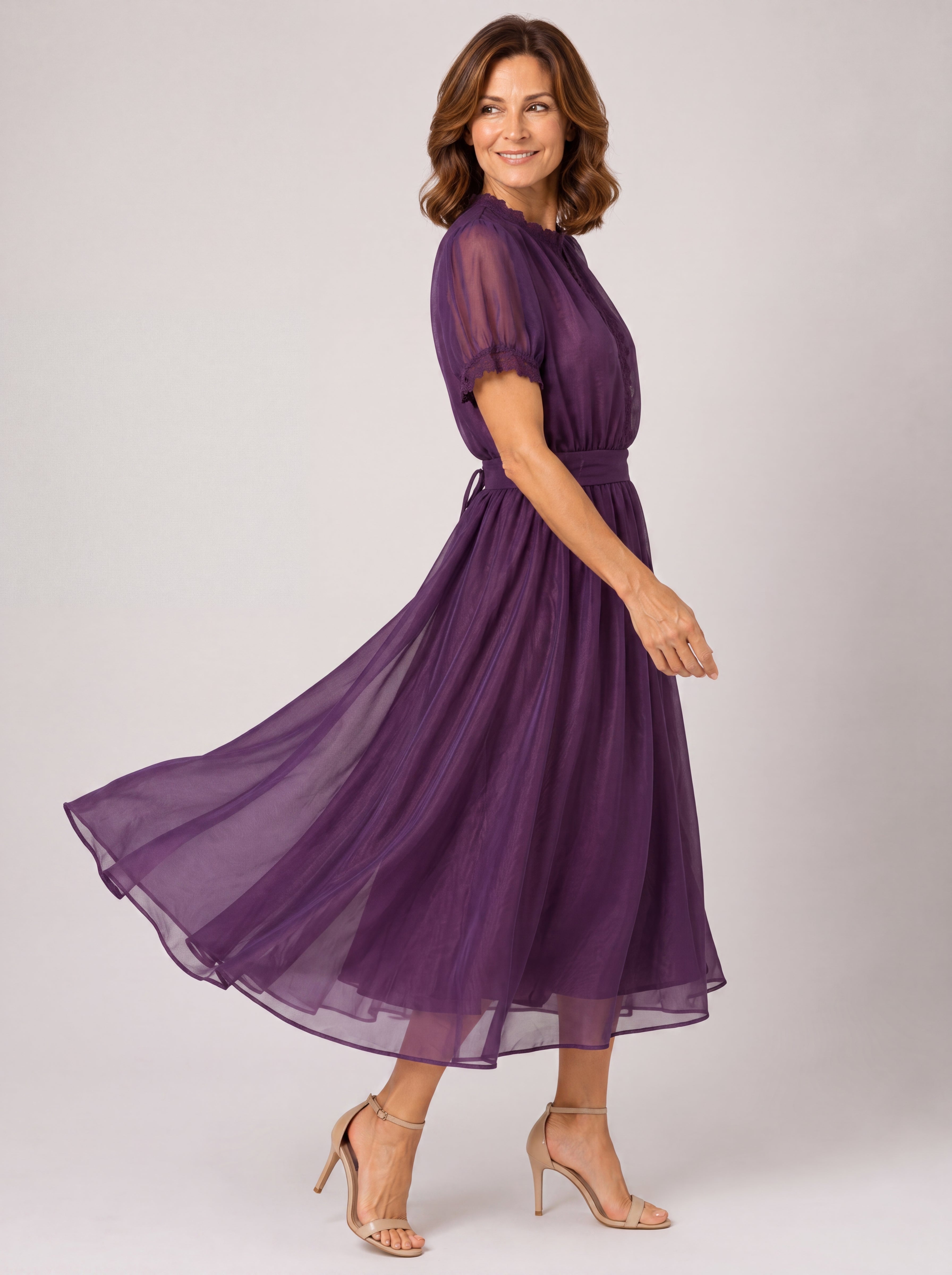 Flavia | Maxi Abito con Scollo a Goccia e Bordo in Pizzo Chiffon