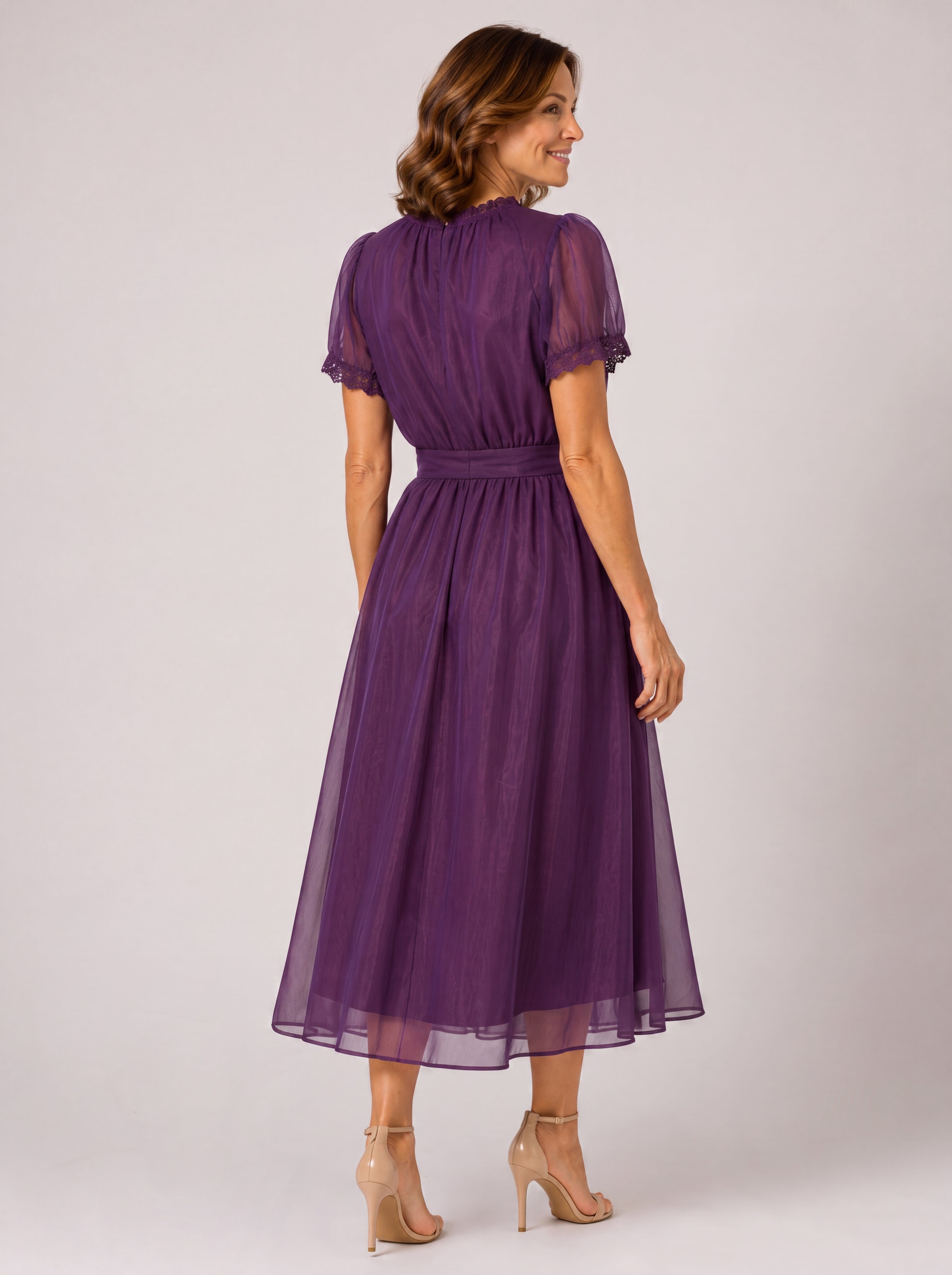 Flavia | Maxi Abito con Scollo a Goccia e Bordo in Pizzo Chiffon