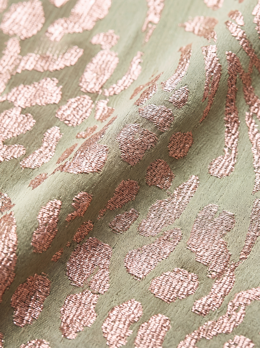 Antonella | Vestito elegante in tessuto leggero e fluido