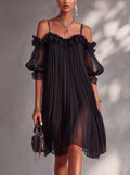 Vittoria | Miniabito nero in chiffon con spalle scoperte e rifiniture in pizzo