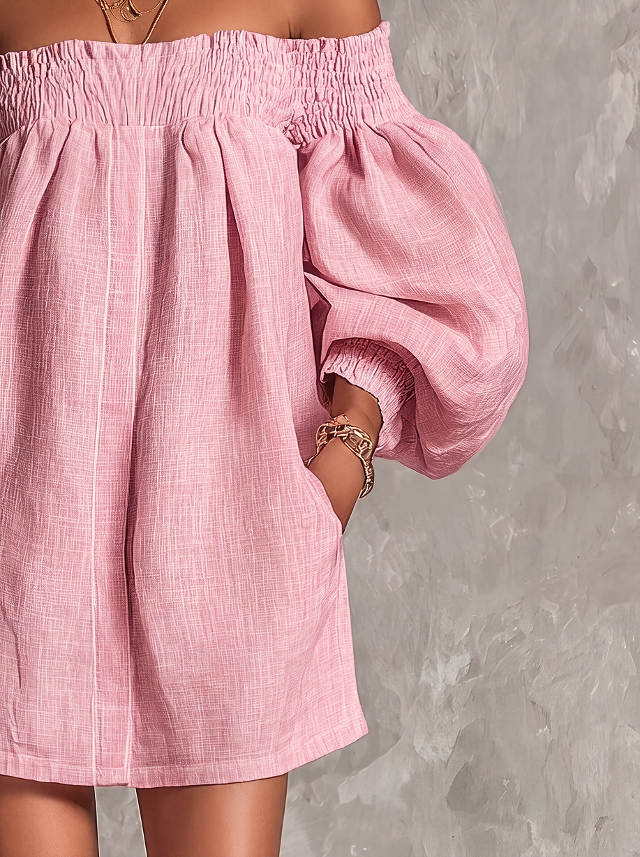 VIOLETTE | Abito mini a trapezio rosa con maniche a lanterne e spalle scoperte